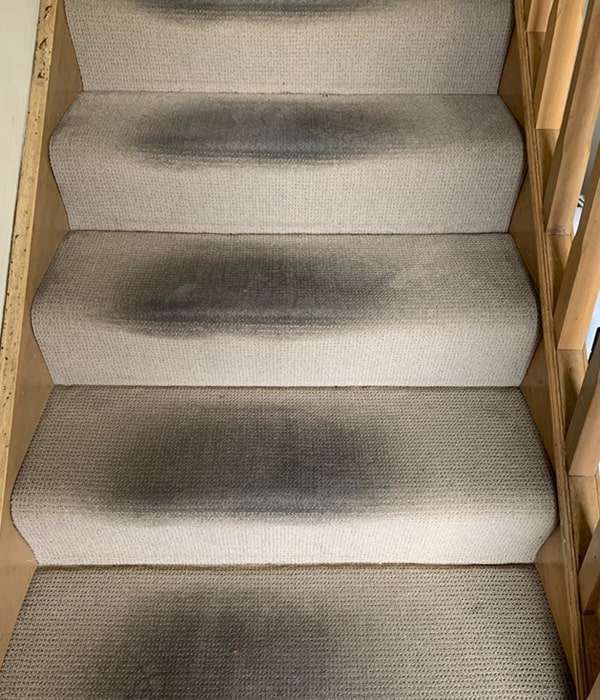 cleaning work before floor cleaning